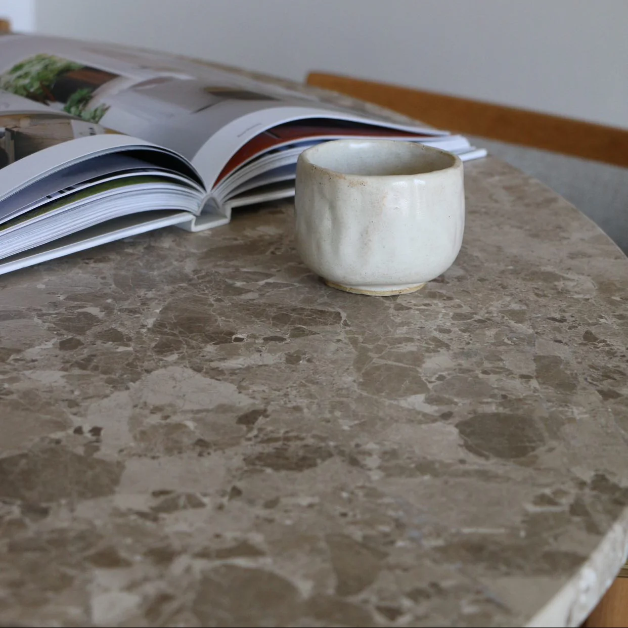 Naxos spisebord, latte marmor | Ø130 - Image 4