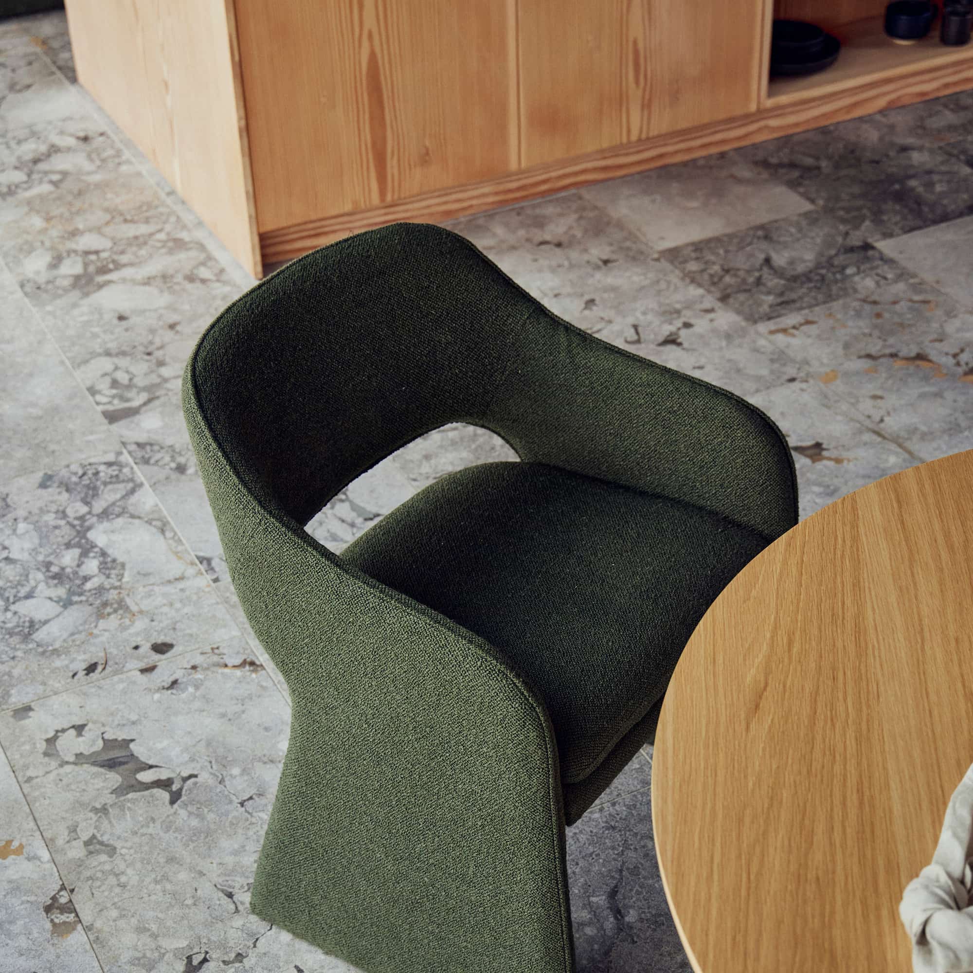 Plush spisebordsstol, Crush Bouclé Grøn - Image 3