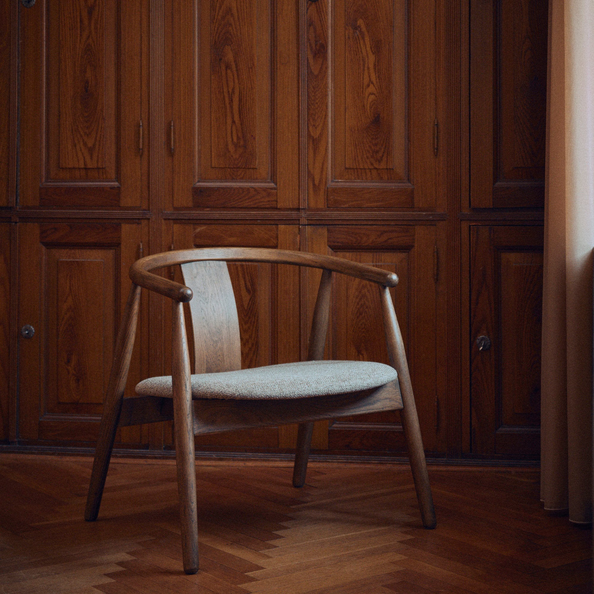 Relate loungestol, røget egetræ | Stof - Image 2